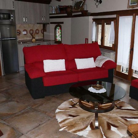 Apartamentos La Condesa Valmeo Luaran gambar