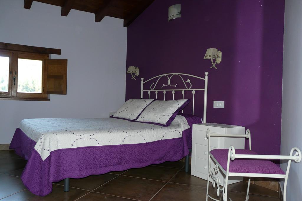 Apartamentos La Condesa Valmeo Bilik gambar
