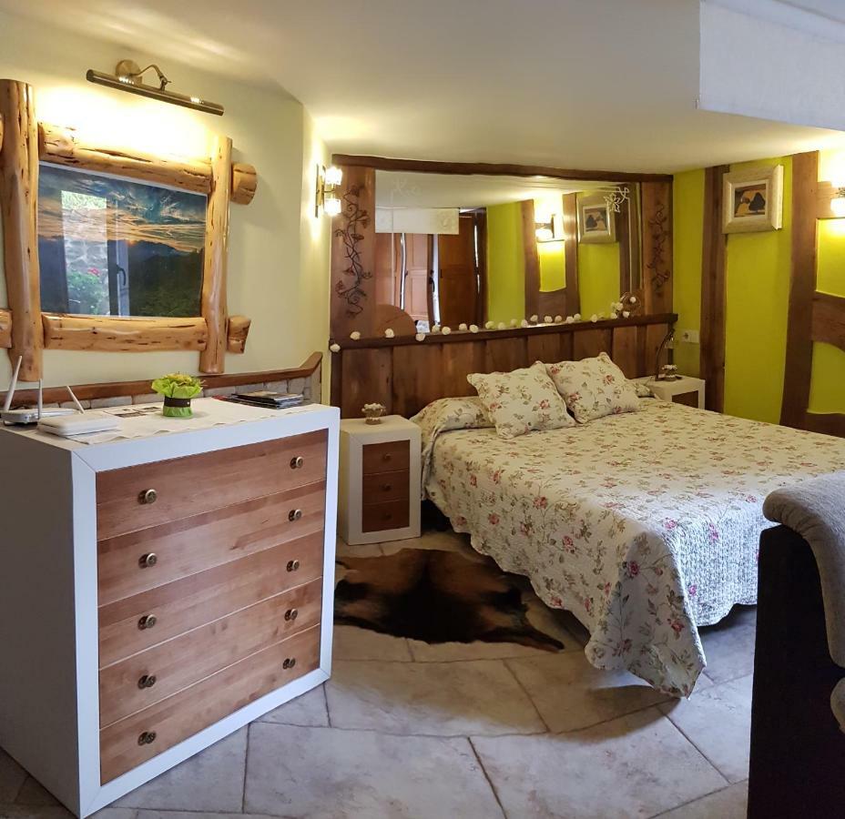 Apartamentos La Condesa Valmeo Luaran gambar